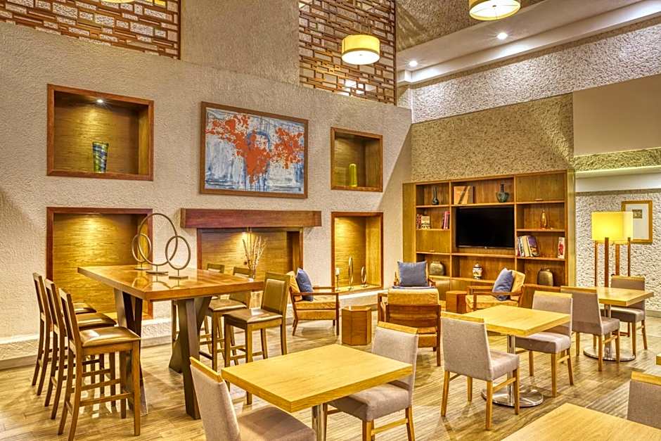 Marriott Puebla Hotel Meson Del Angel