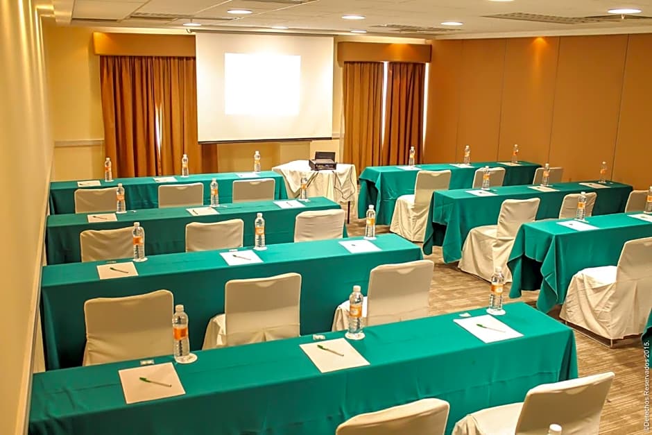 Holiday Inn Leon-Convention Center By IHG