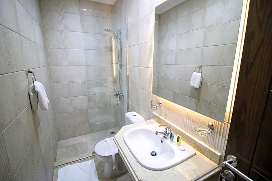 Miramar Talaat Harb Square