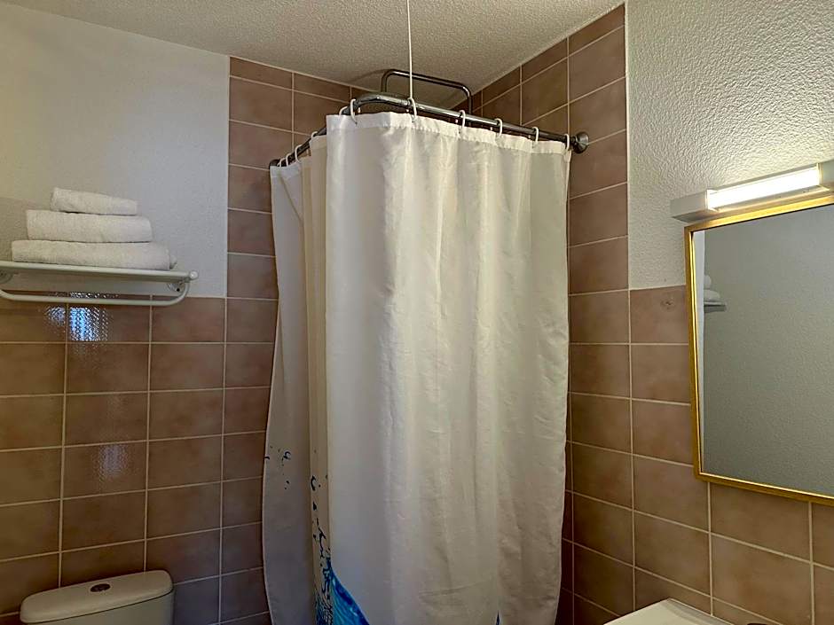 Bâle 94 - Self Check In by Homenhancement