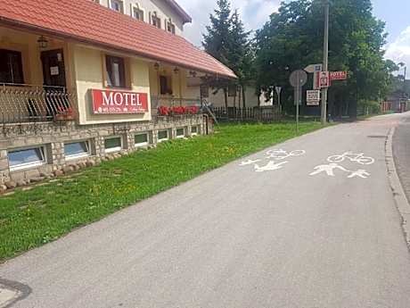 Motel Królowej Jadwigi