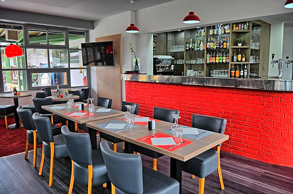 Hotel Restaurant Les Jardins D'Epone