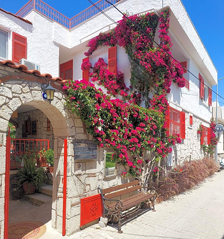 BADEMİÇİ OTEL