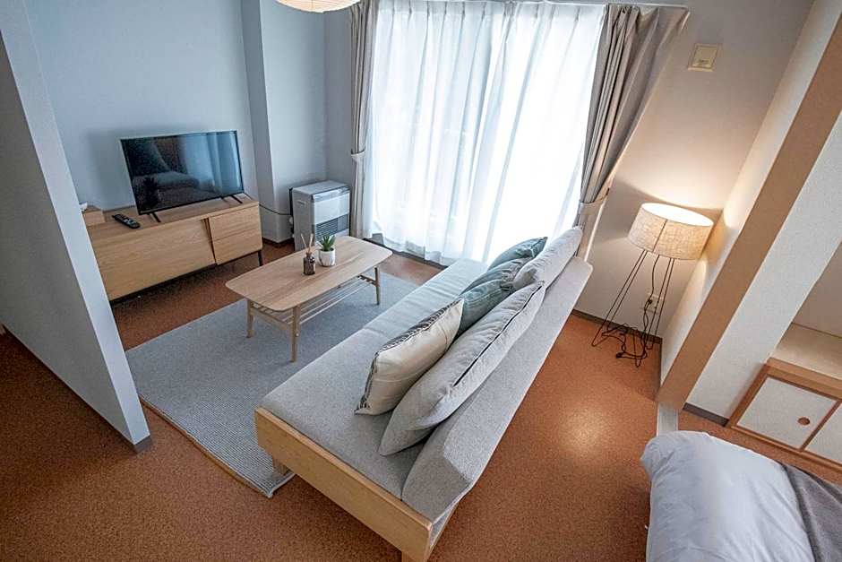 UCHI Living Stay Otaru Suitengu