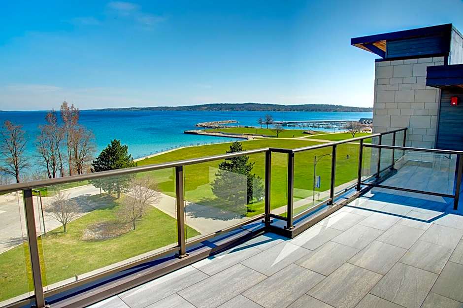 Hotel Indigo Traverse City By IHG