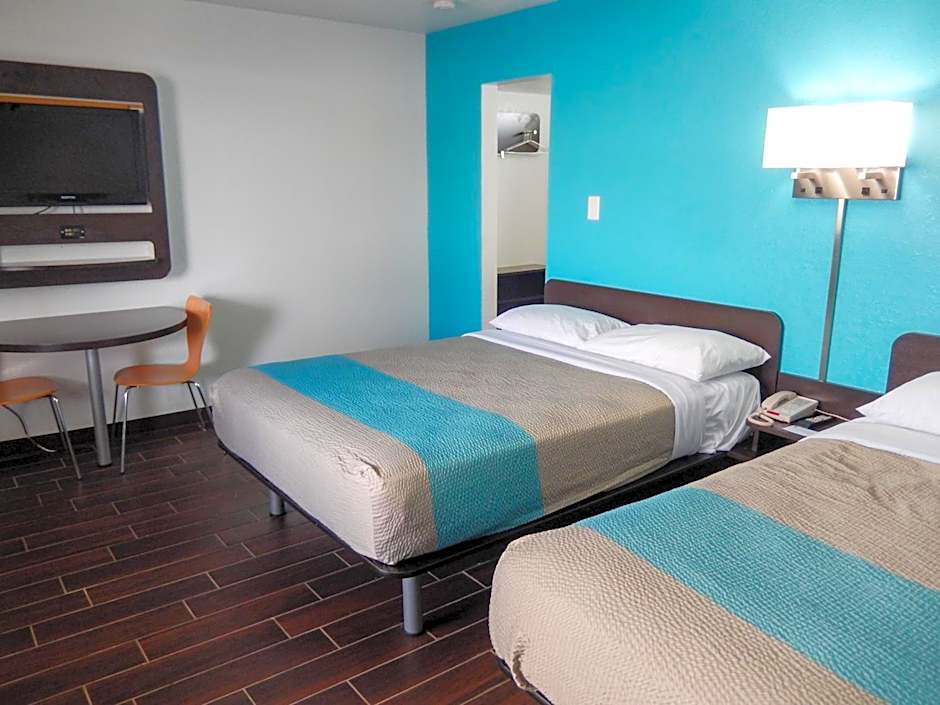 Motel 6-Portland, TX