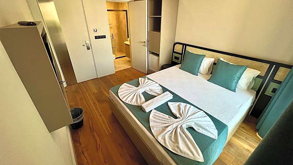 COASTLİNE BOUTİQUE HOTEL