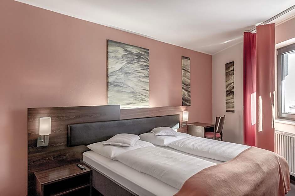 Josl Mountain Lounging Hotel - Adults only!