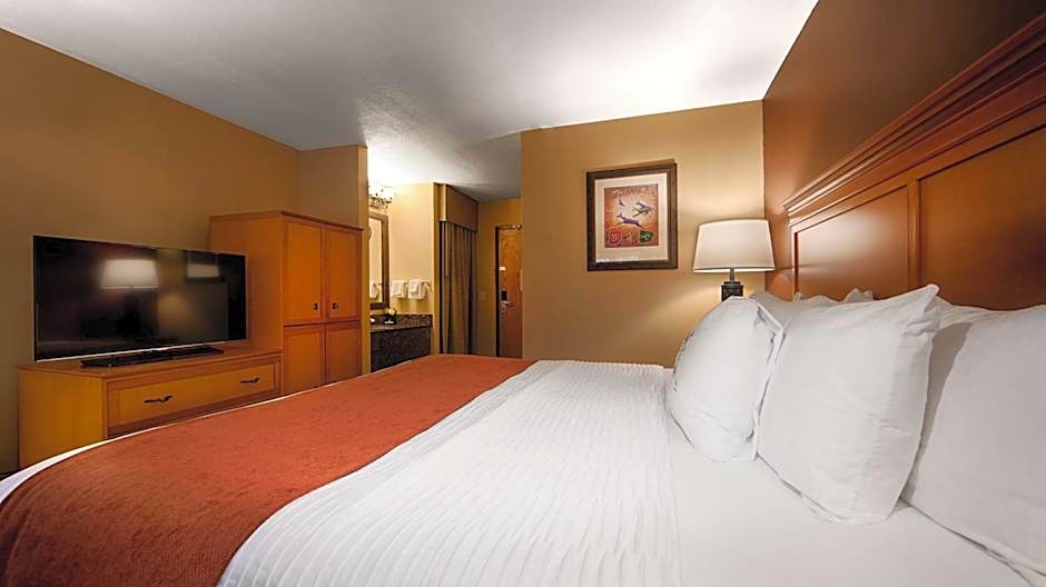 Best Western Plus Deer Park Inn & Suites