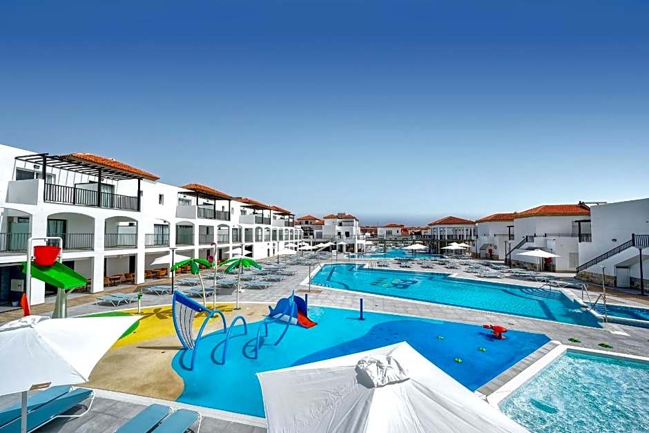 Broncemar Beach Suites