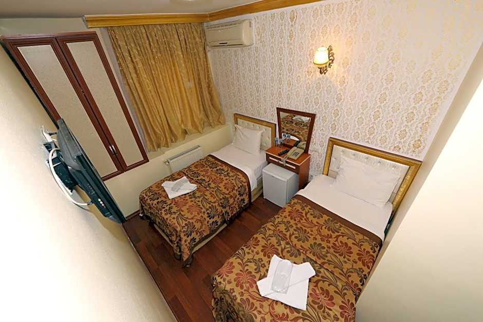 Photo 1 of 12 of 1 Double Bed or 2 Beds