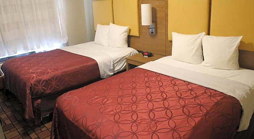 Days Inn by Wyndham Brooklyn Borough Park