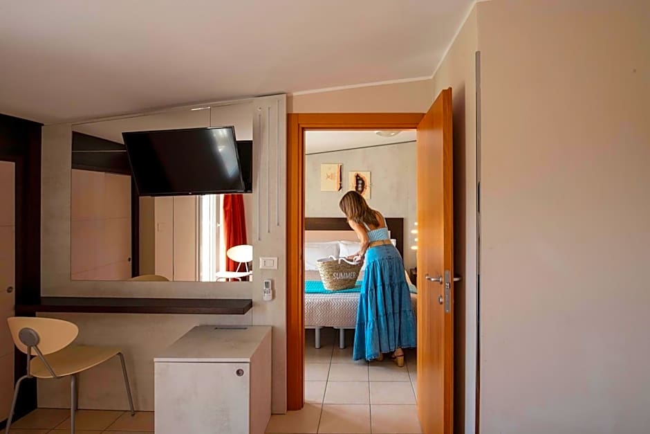 Hotel Ombretta Mare