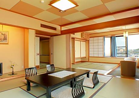 Standard Japanese-Style Room