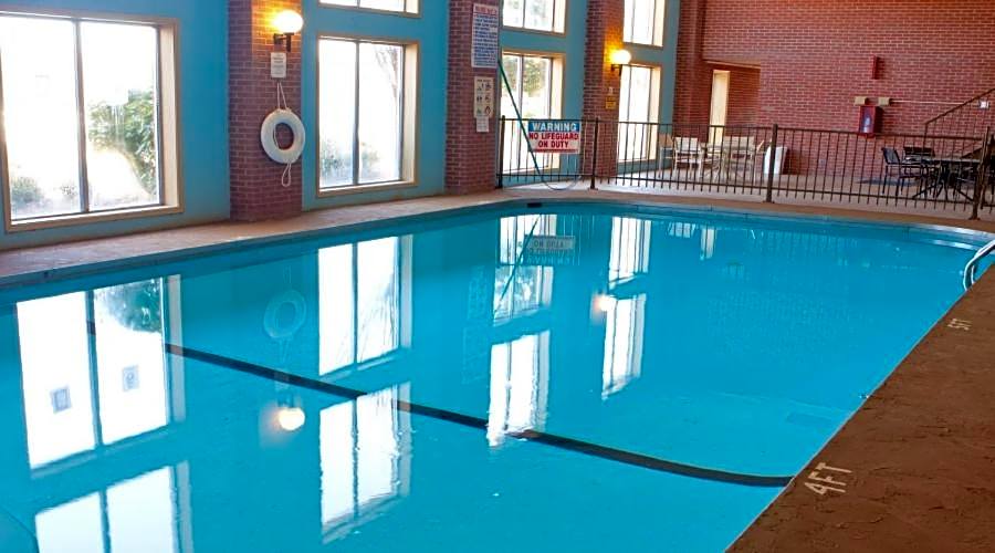 Fairview Inn & Suite