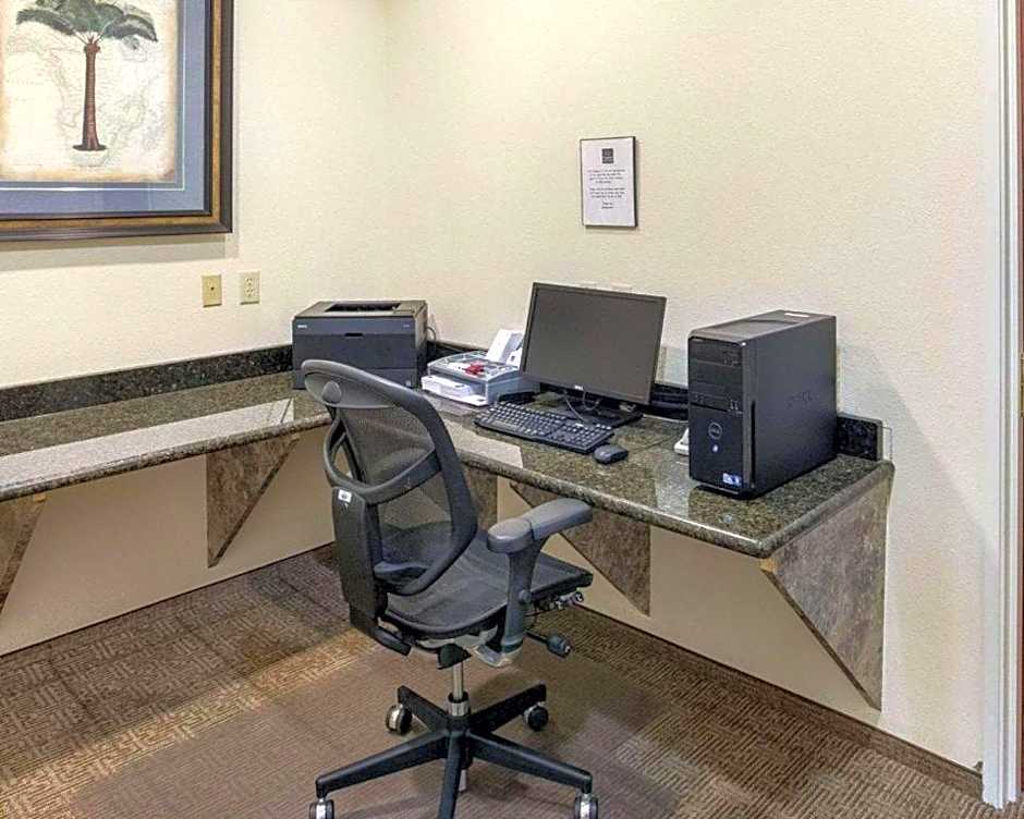 Comfort Suites Plainview