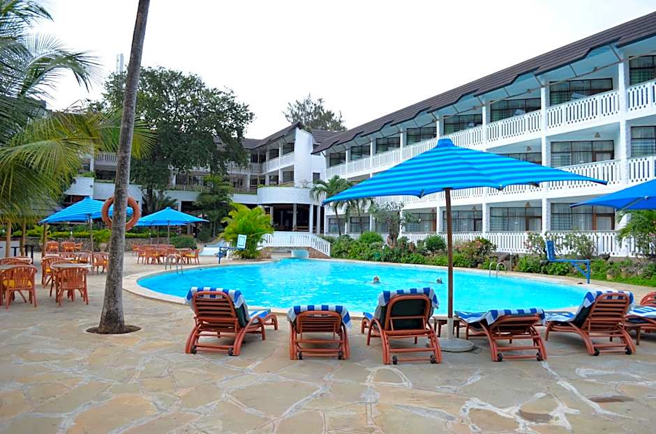 Travellers Beach Hotel & SPA