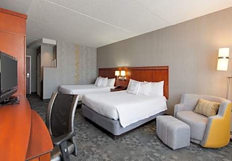 Room, Multiple Beds (Hearing Accessible) (2 Queen Beds and 1 Double Sofa Bed)