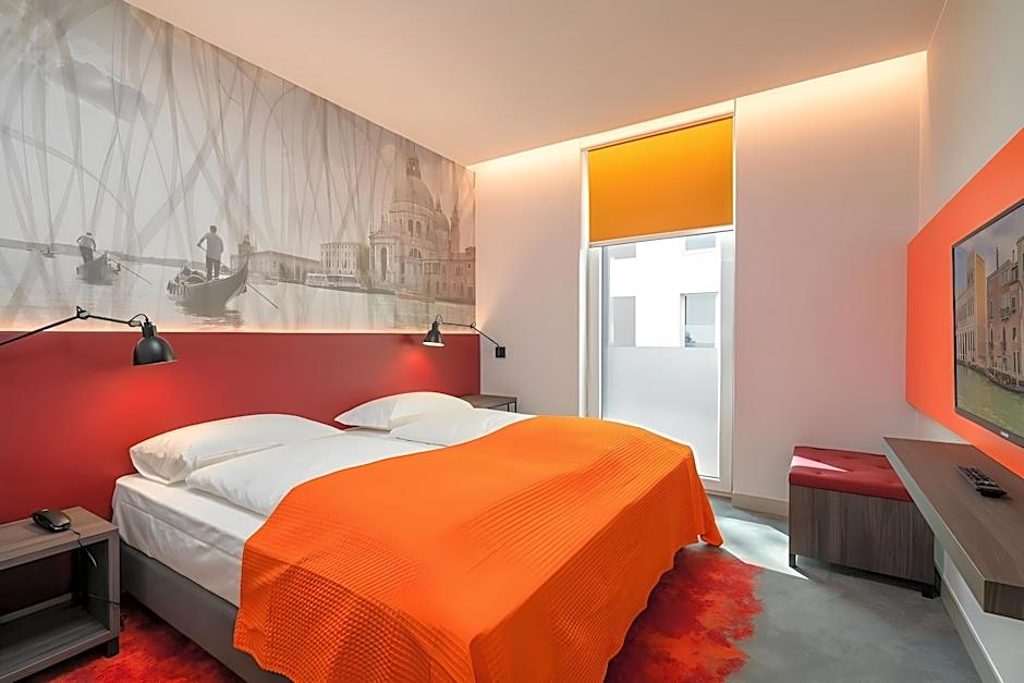 CAMPANILE DUISBURG CITY