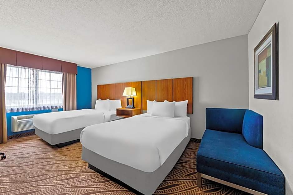 Photo 1 of 7 of Quadruple Room - Non Smoking