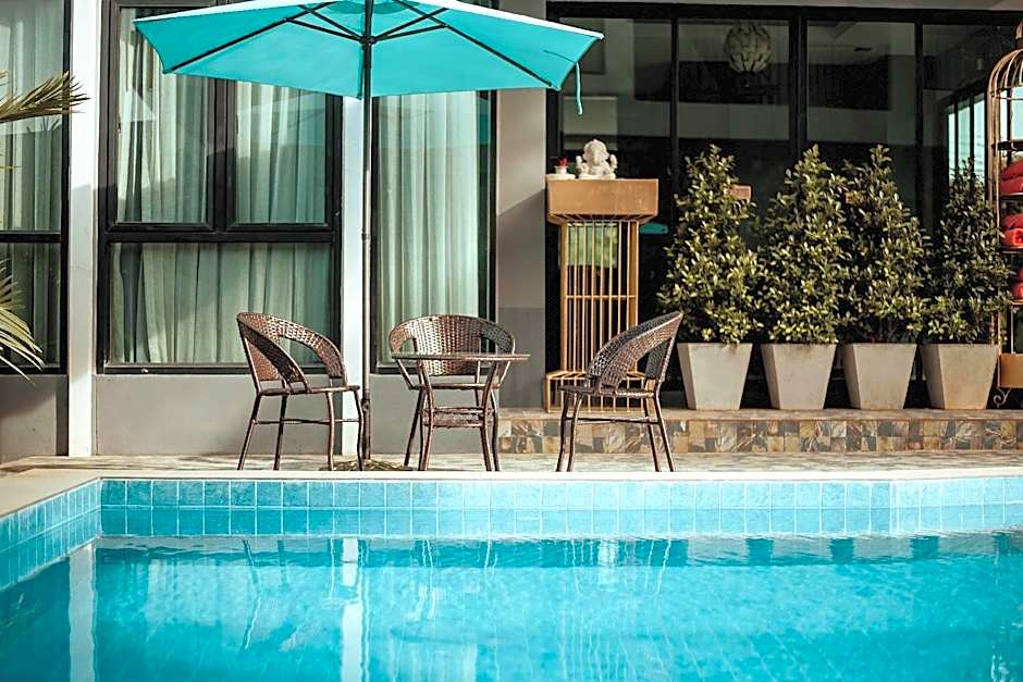 The Lucky Beach Ao Nang