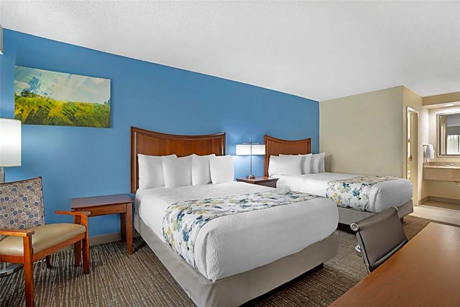 Best Western Inn & Suites Monroe