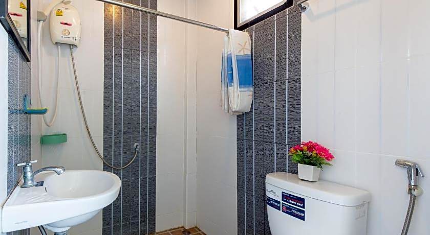 Brown Home Sattahip @ 19