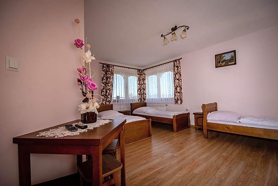 Podhalanski Dworek z Jacuzzi