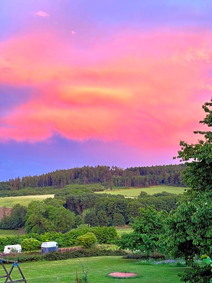 Hotelový a jezdecký areál Dvůr Krutěnice