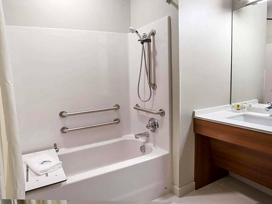 Microtel Inn & Suites By Wyndham Tioga