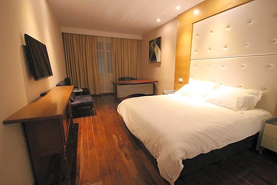 Menoir Dorsett Madrid Leganés