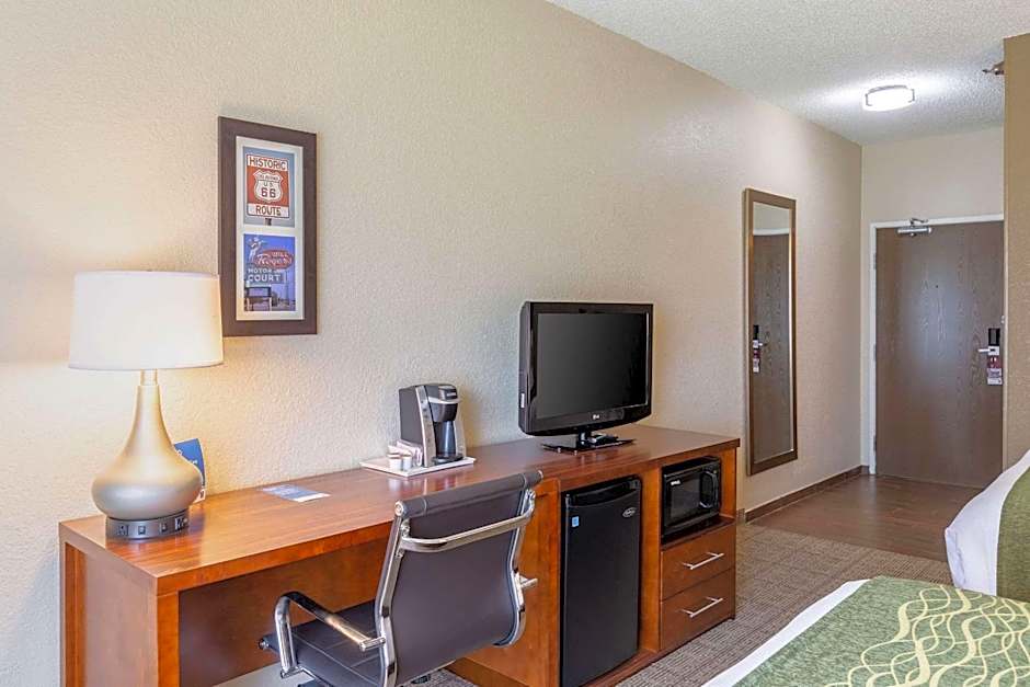 Comfort Inn South Tulsa - Woodland Hills