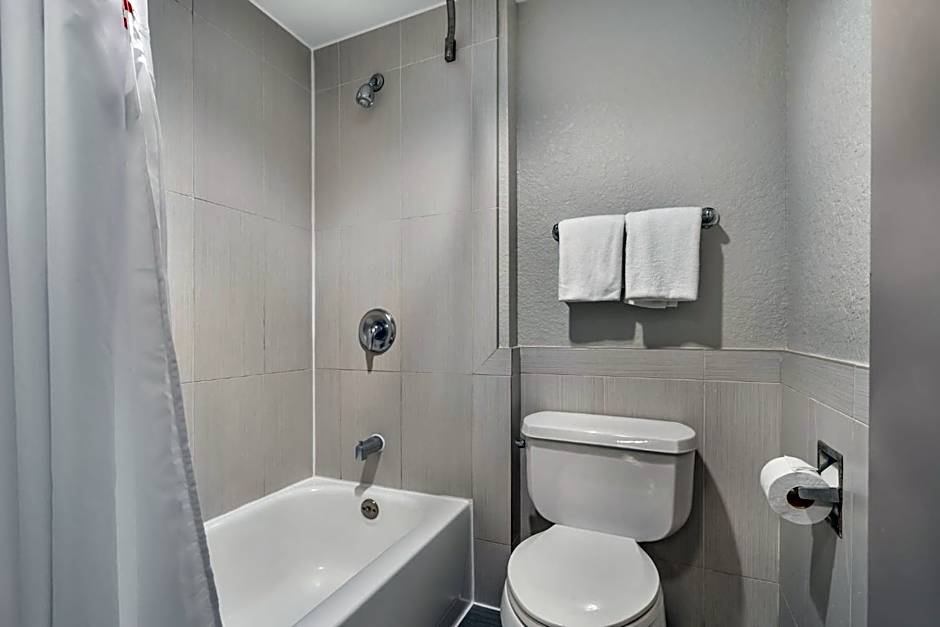 Red Roof Inn Houston Brookhollow