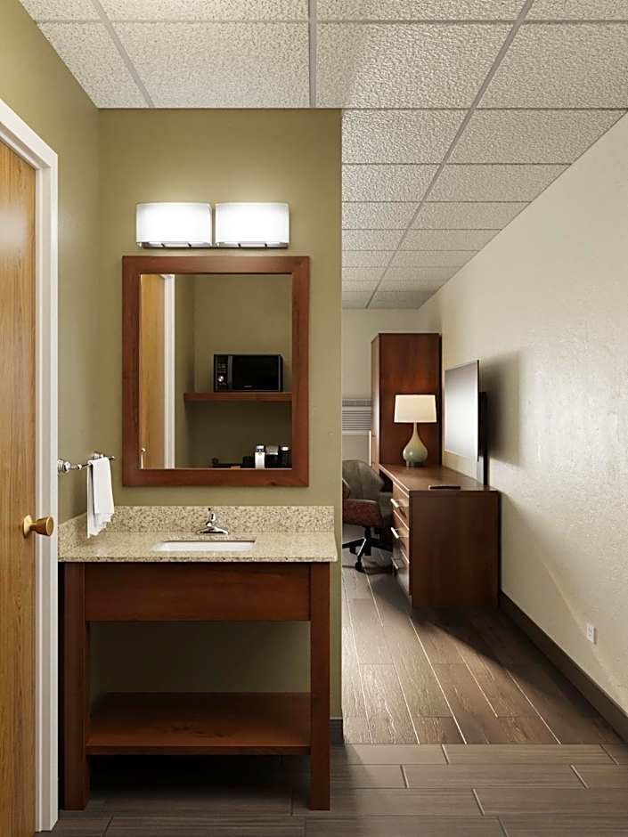 Garner Hotel Butte by IHG