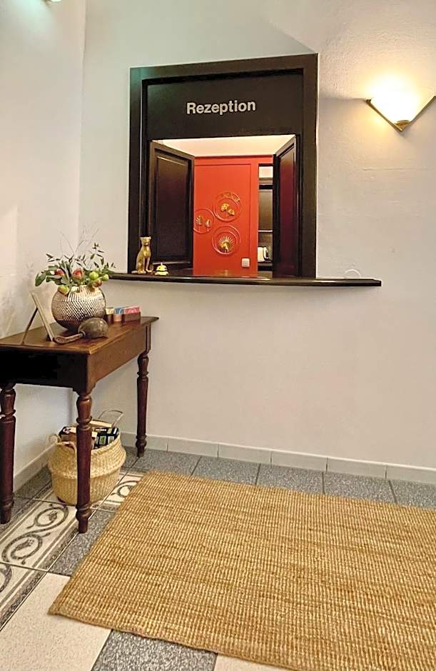 Hotel Mauritius - Im Herzen von Crimmitschau - Frühstück buchbar - Restaurant - Café - Fahrradbox