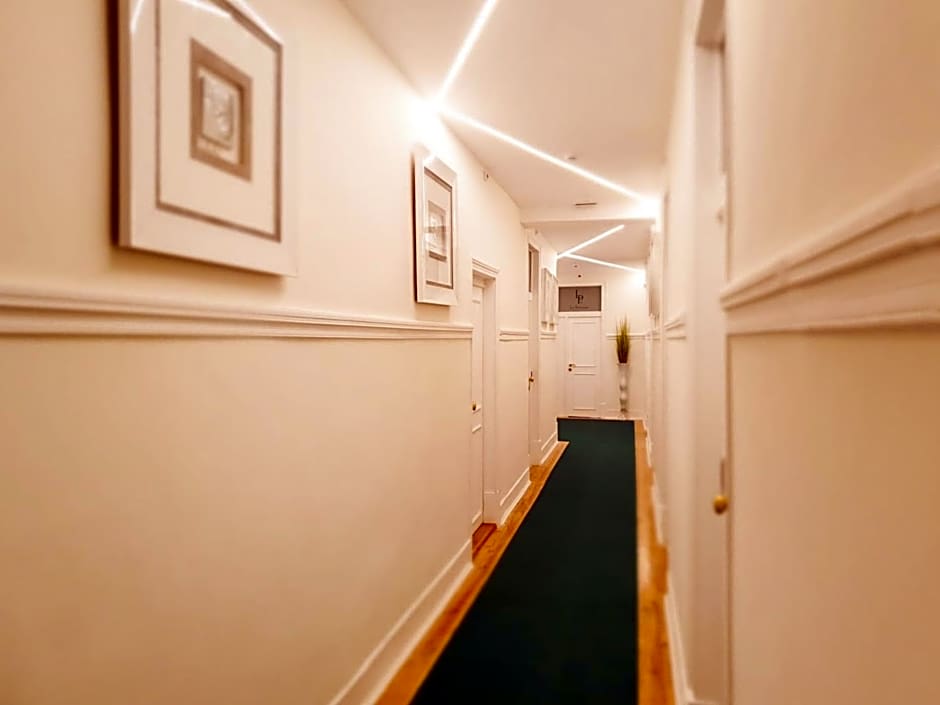 Le Premier Lisbon Suites