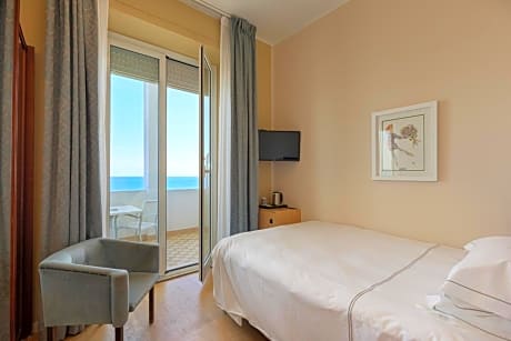 Superior Single Room with Sea View