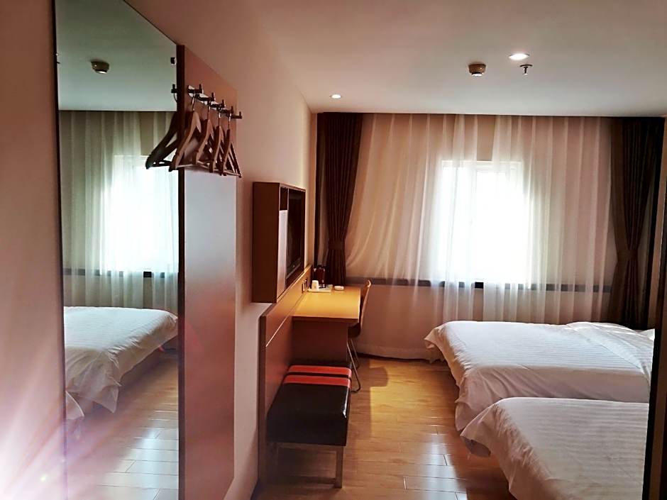 7 Days Premium·LanZhou University of Finance and Economics