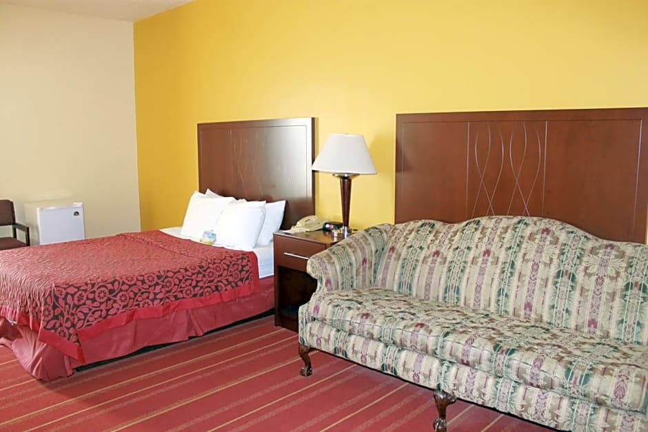Days Inn by Wyndham Walcott Davenport