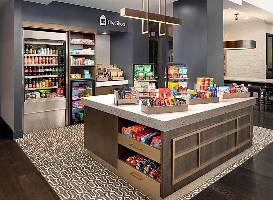 Hilton Garden Inn Charleston Waterfront/Downtown