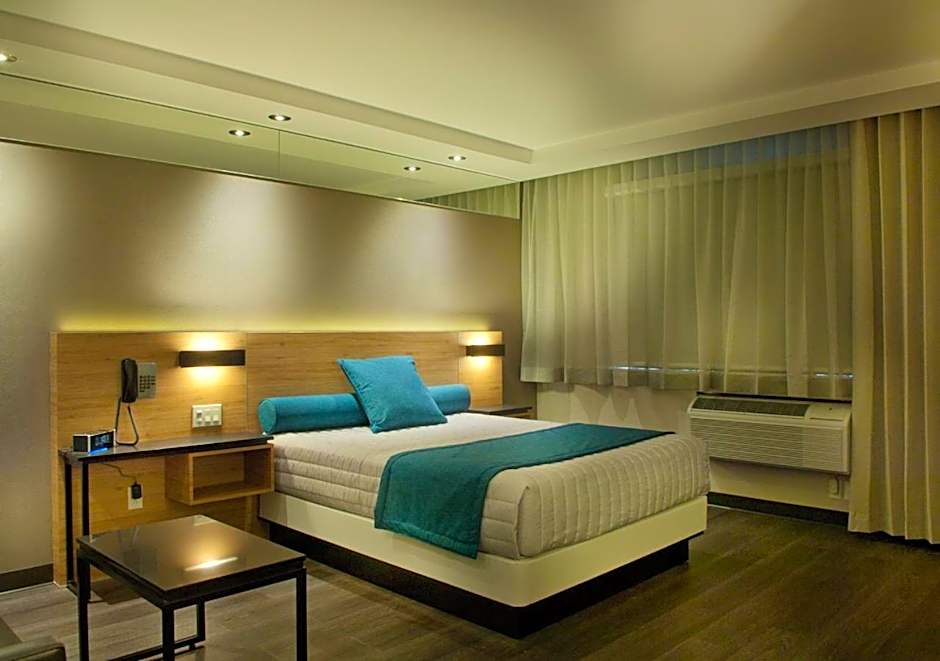 Ramada by Wyndham Laval