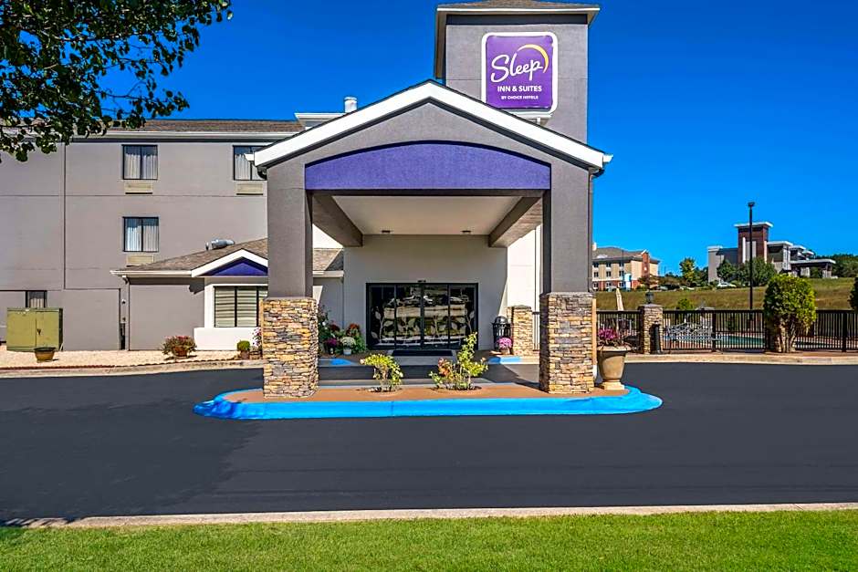 Sleep Inn & Suites