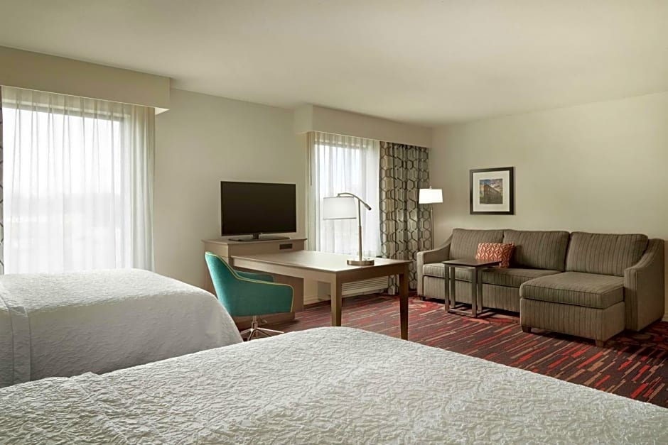 Hampton Inn By Hilton & Suites St. Louis/Alton, IL
