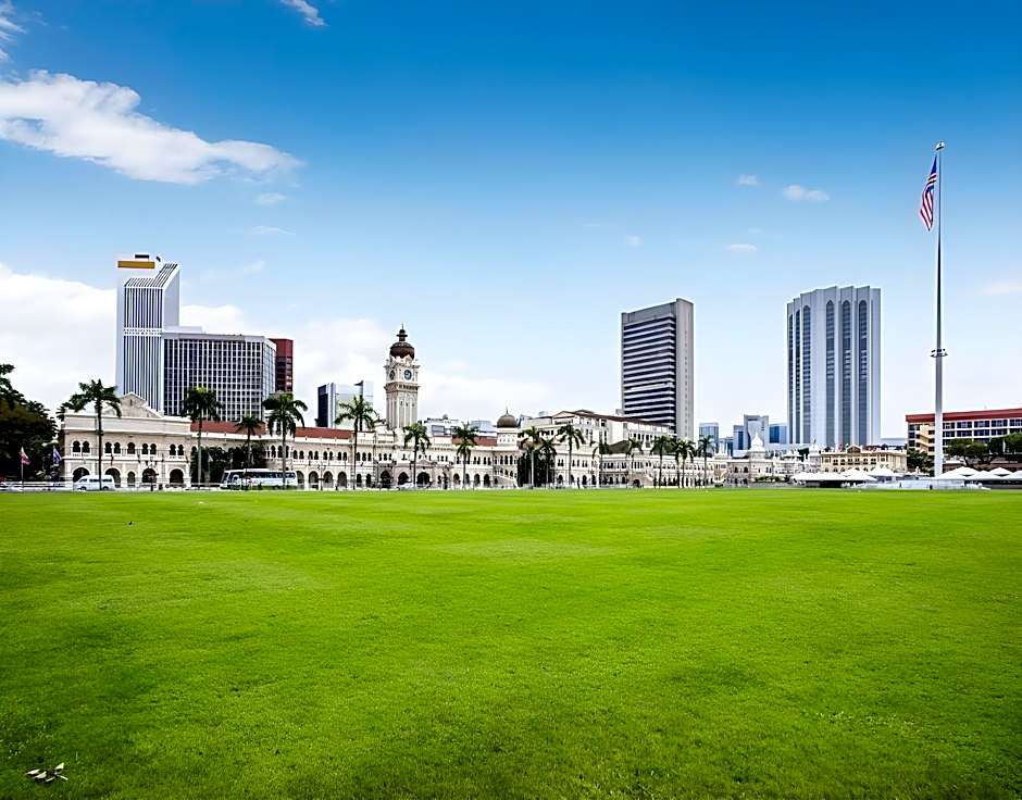 DE GLORY HOTEL USJ 21