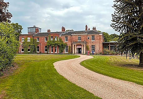 The Retreat, Elcot Park