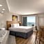 Radisson Beachfront Hotel - Panama City Beach
