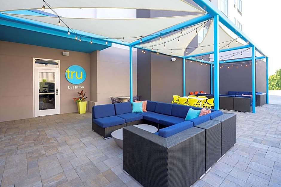 Tru by Hilton Yakima Airport