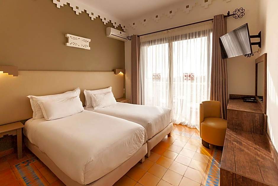 Borjs Hotel Suites & SPA