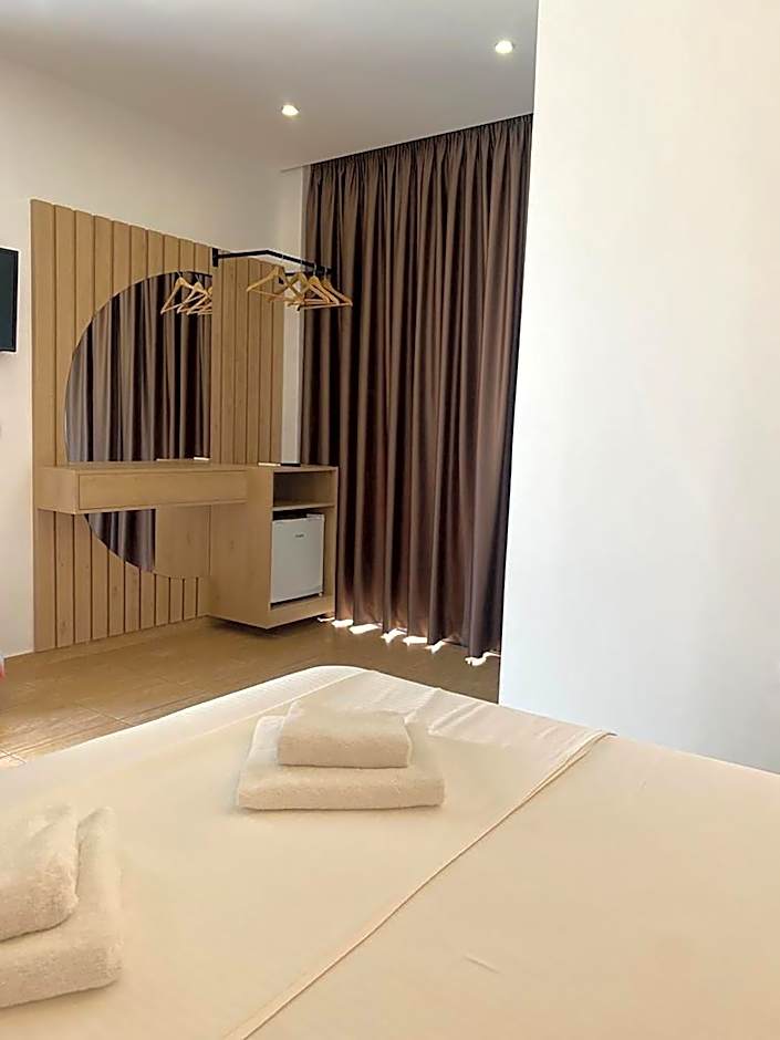Photo 1 of 11 of Double Room