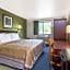 Super 8 by Wyndham Hampton